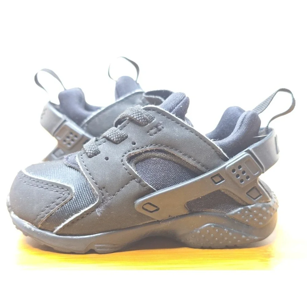 Nike Huarache Run Triple Black Size 5C Sneakers Shoes Baby Toddler FV5604-001